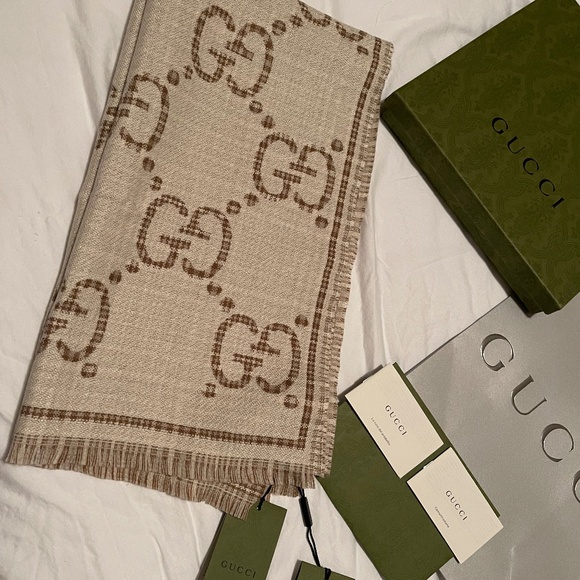 GG WOOL JACQUARD SCARF - Picture 1 of 7